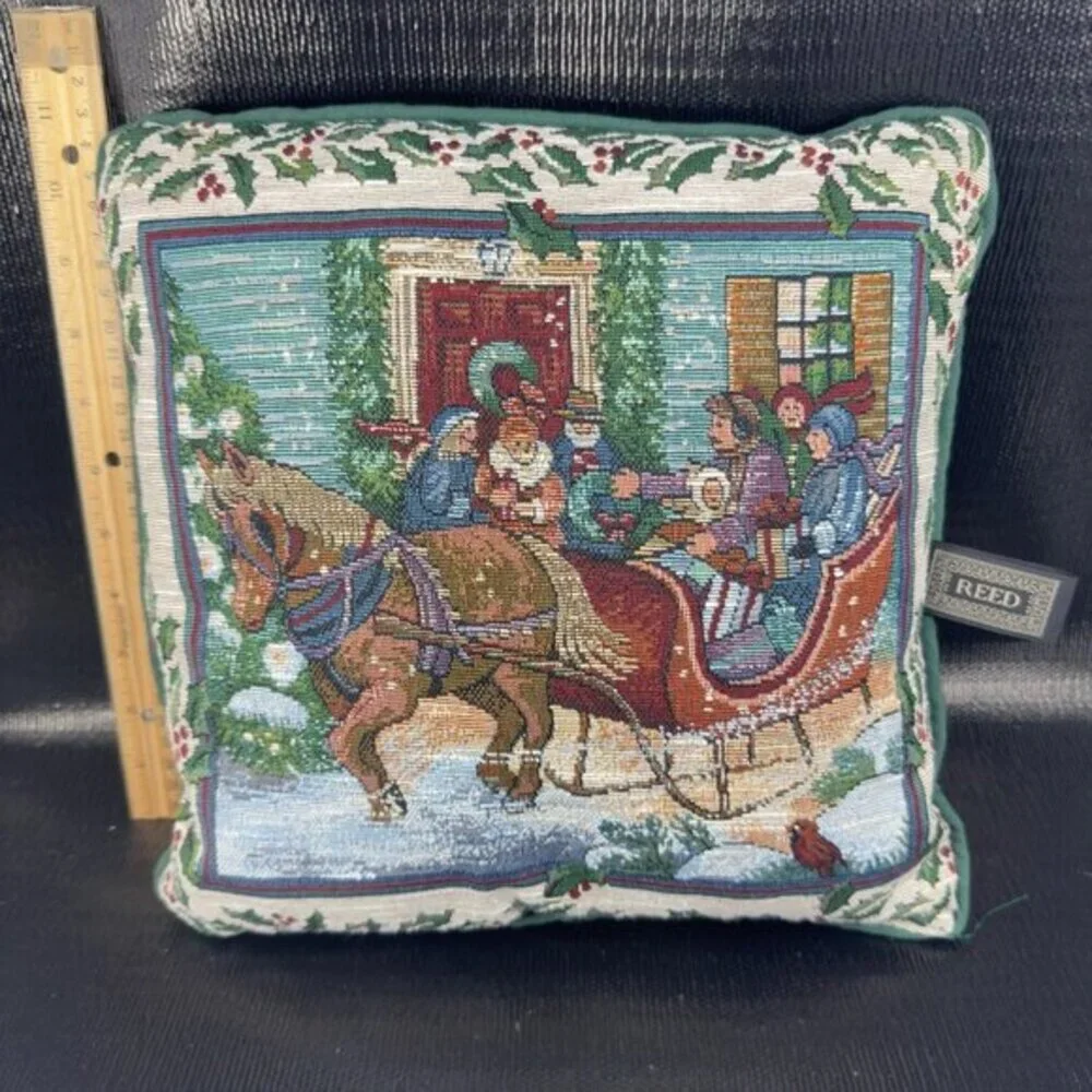 Reed Throw‎ Pillow Victorian Sleigh Family Winter Scene Christmas 12 By 11 Wide
